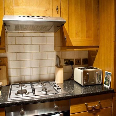 Newly Refurbed Home With Free Parking Édimbourg Extérieur photo
