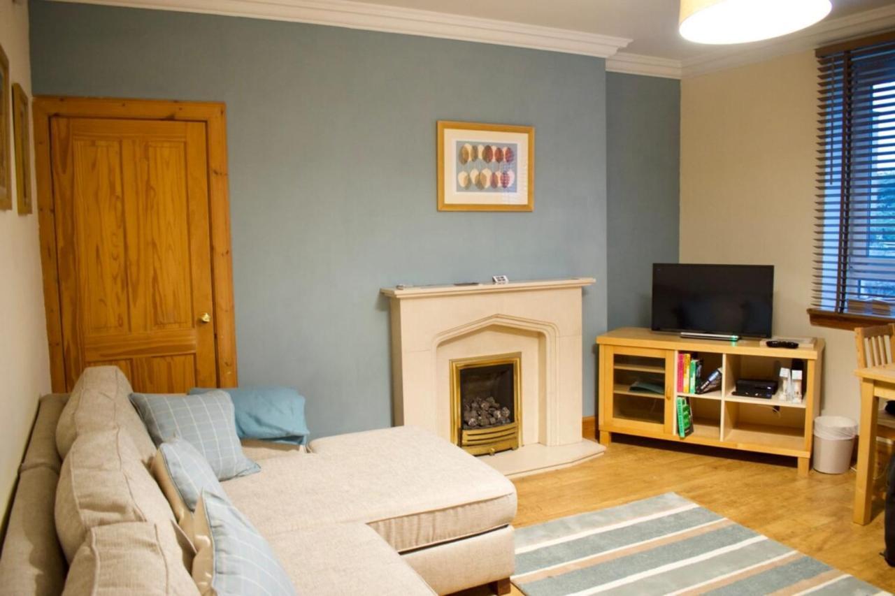 Newly Refurbed Home With Free Parking Édimbourg Extérieur photo