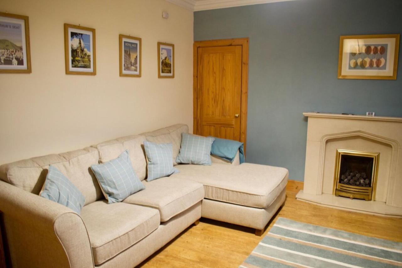 Newly Refurbed Home With Free Parking Édimbourg Extérieur photo